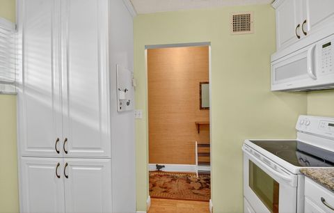 Tiny photo for 2856 Garden Drive #310, Lake Worth, FL 33461 (MLS # F10549065)