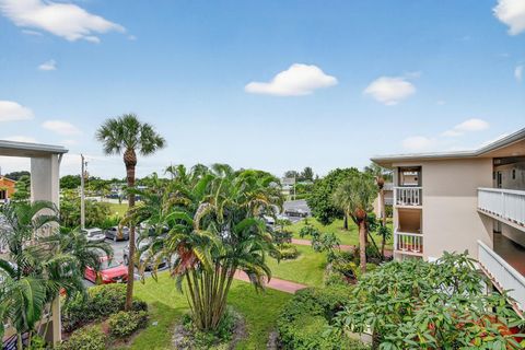 Tiny photo for 2856 Garden Drive #310, Lake Worth, FL 33461 (MLS # F10549065)