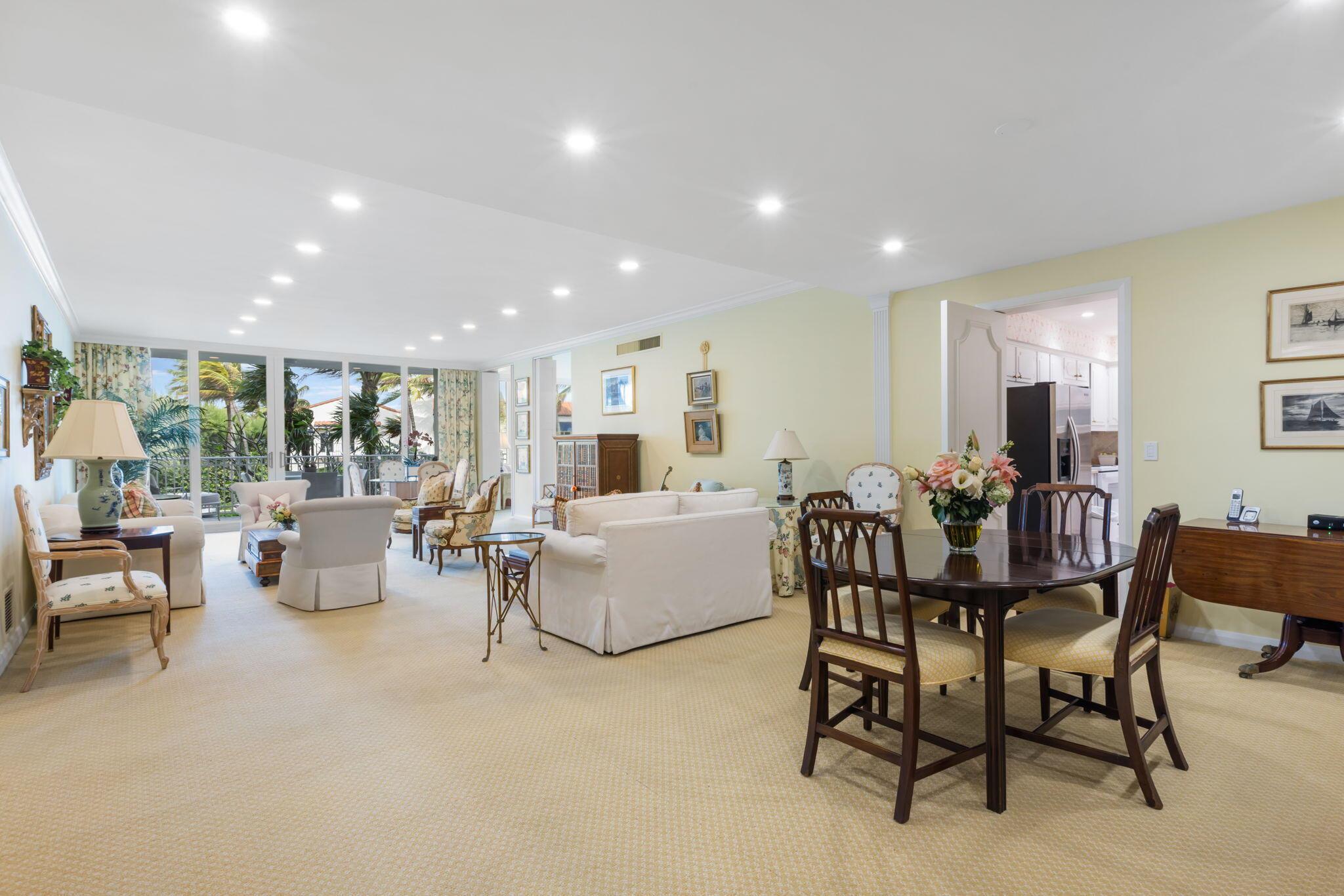 100 Royal Palm Way D2