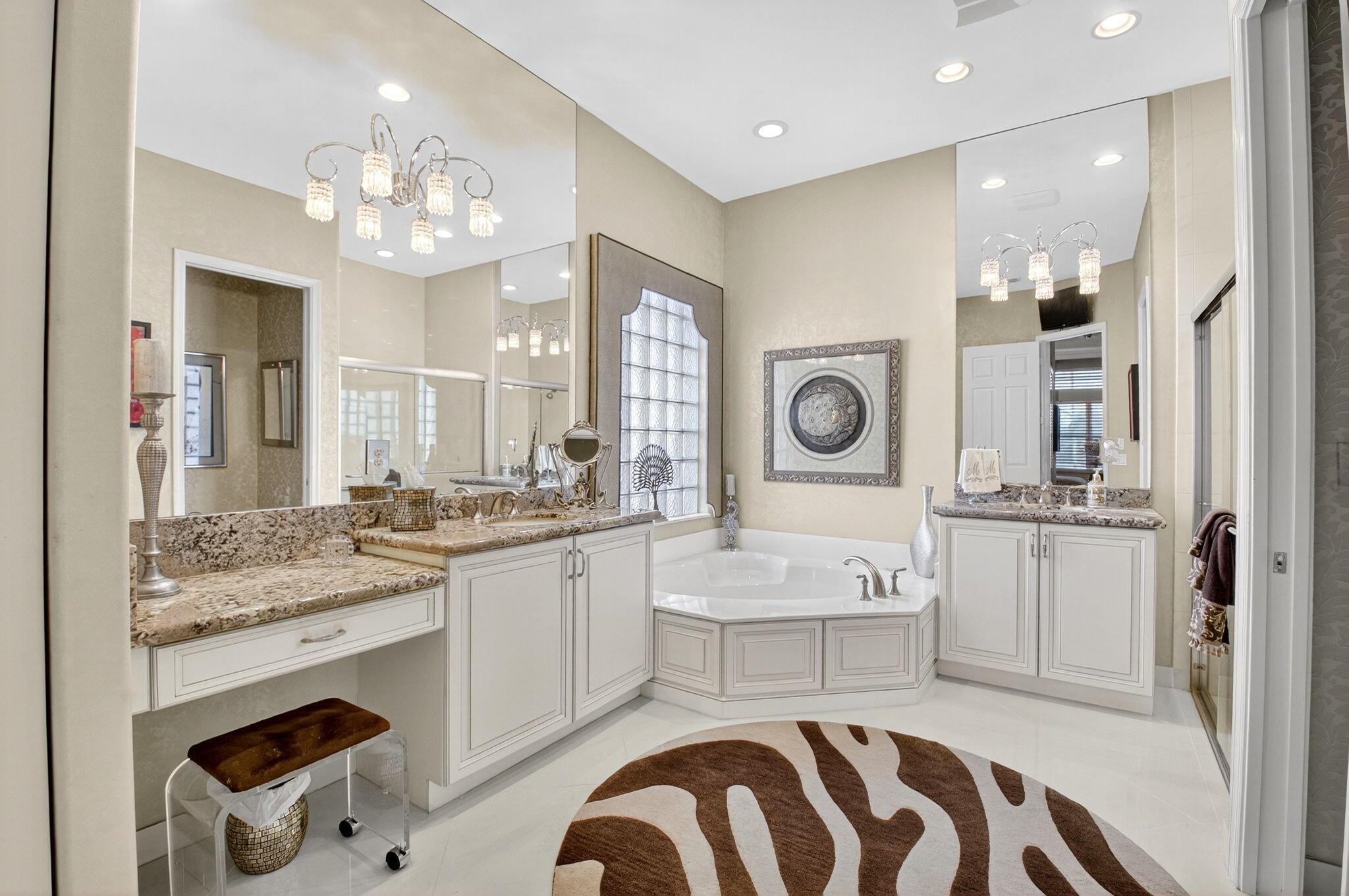 Valencia Reserve - Residential