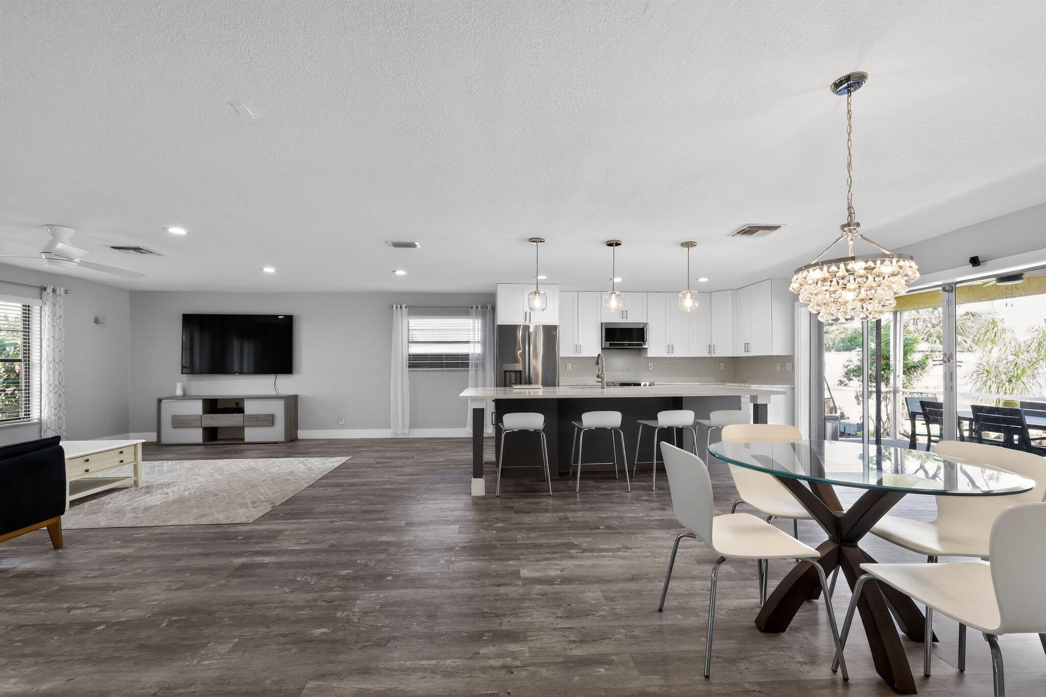HIGH POINT - Residential