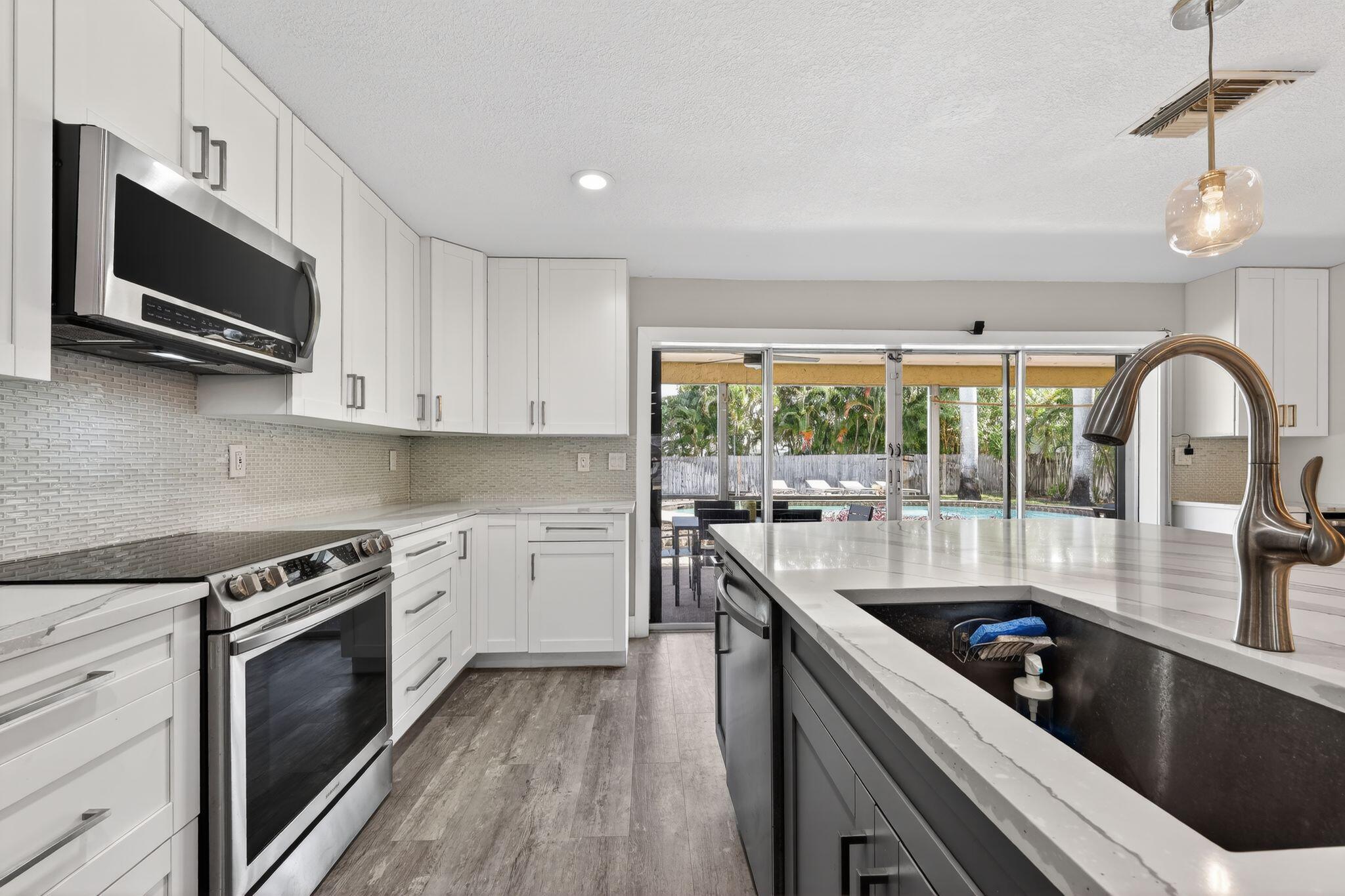 HIGH POINT - Residential