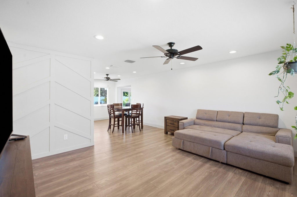 Photo of 674 SW Old Briar Avenue, Port Saint Lucie, FL 34953 (MLS # B26078293)