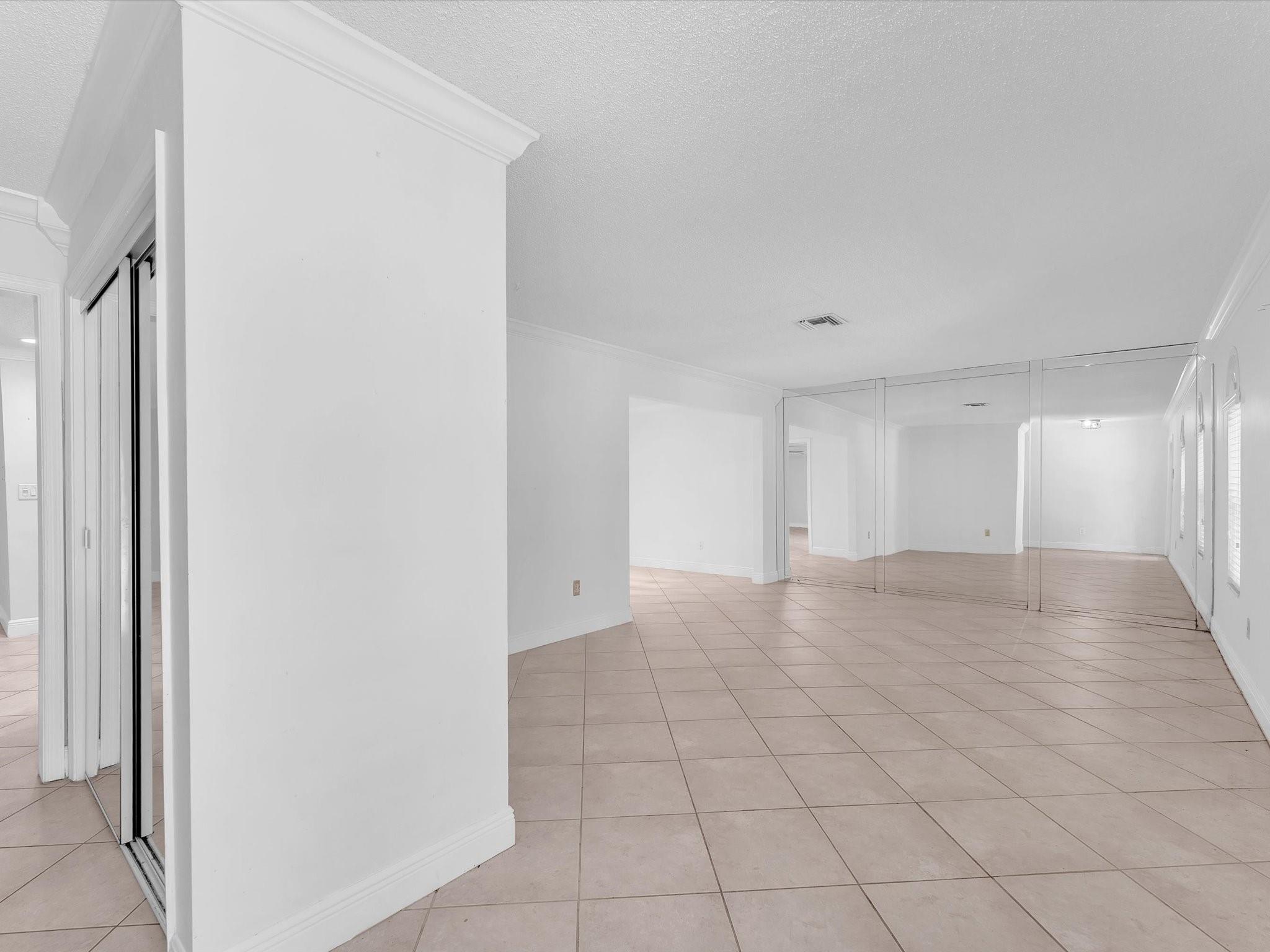 Coral Spgs Country Club - Residential Lease