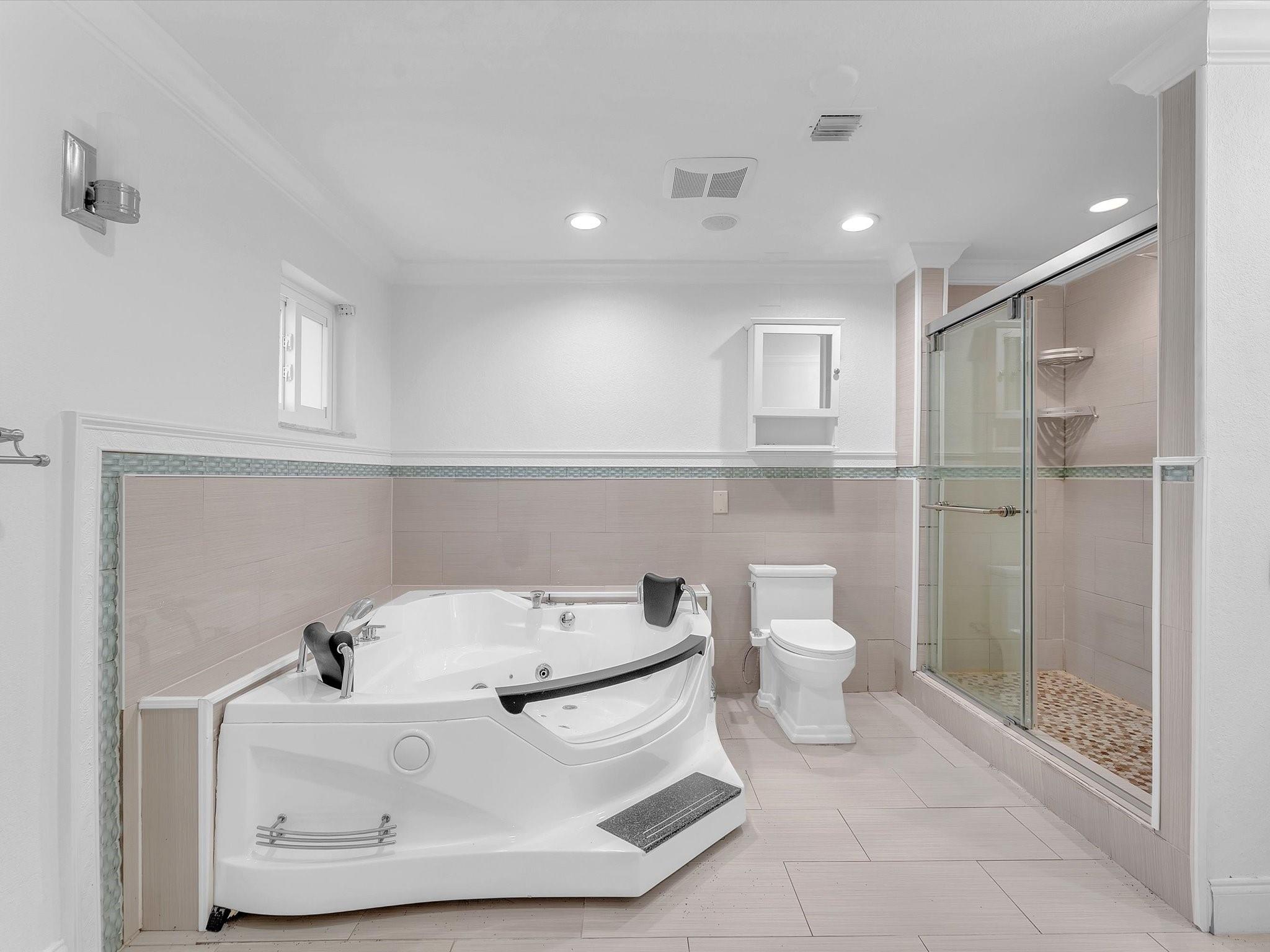 Coral Spgs Country Club - Residential Lease