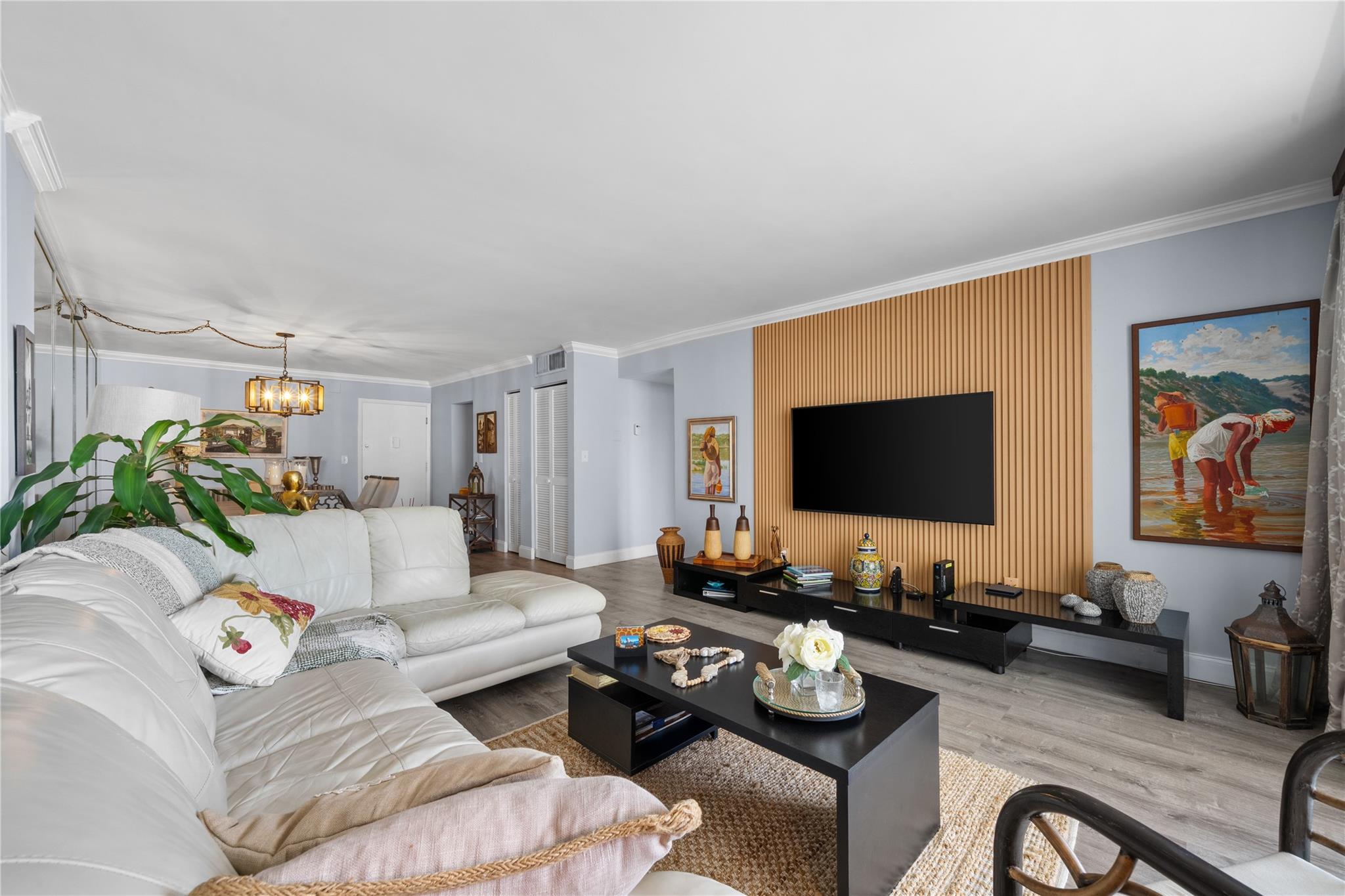 Wonderful renovated apartment with an ocean view. Easy access to the beach to enjoy a day of sunshine or long walks. Relax by the pool along the Intercostal and watch the boating activity. Located just short distance to restaurants, shops, grocery store and Aventura Mall. Have fun at Gulf Stream Park Casino and Horse Race. Building provides 24hr security patrol and front entrance.