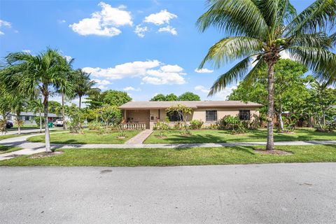 Photo of 45 NE 212th St, Miami, FL 33179 (MLS # F10532156) Photo of 45 NE 212th St, Miami, FL 33179 (MLS # F10532156)