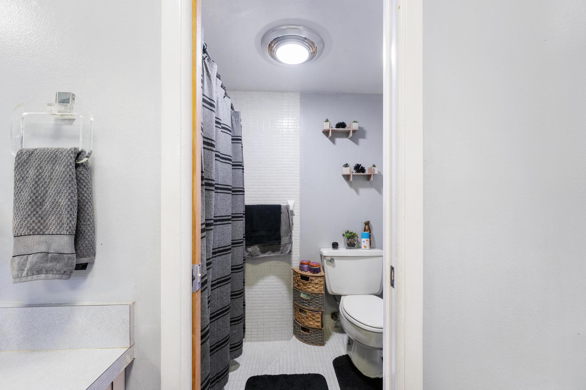 PLANTATION VILLAGE UNREC ON AM-8 - Residential Income