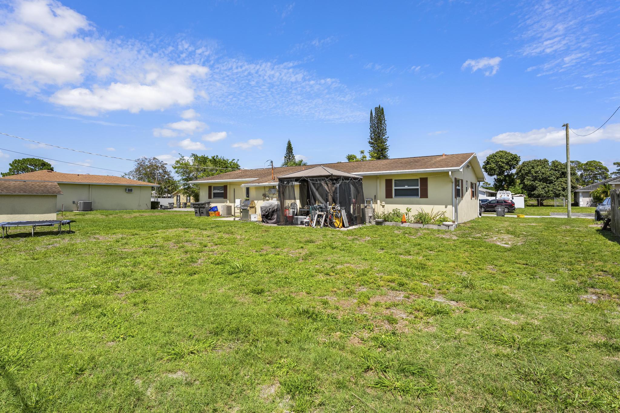 PLANTATION VILLAGE UNREC ON AM-8 - Residential Income