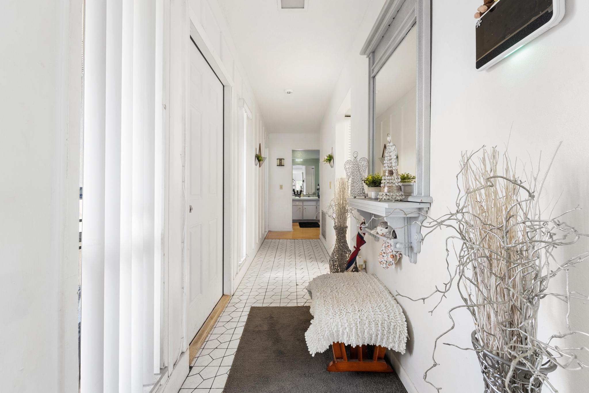 PLANTATION VILLAGE UNREC ON AM-8 - Residential Income