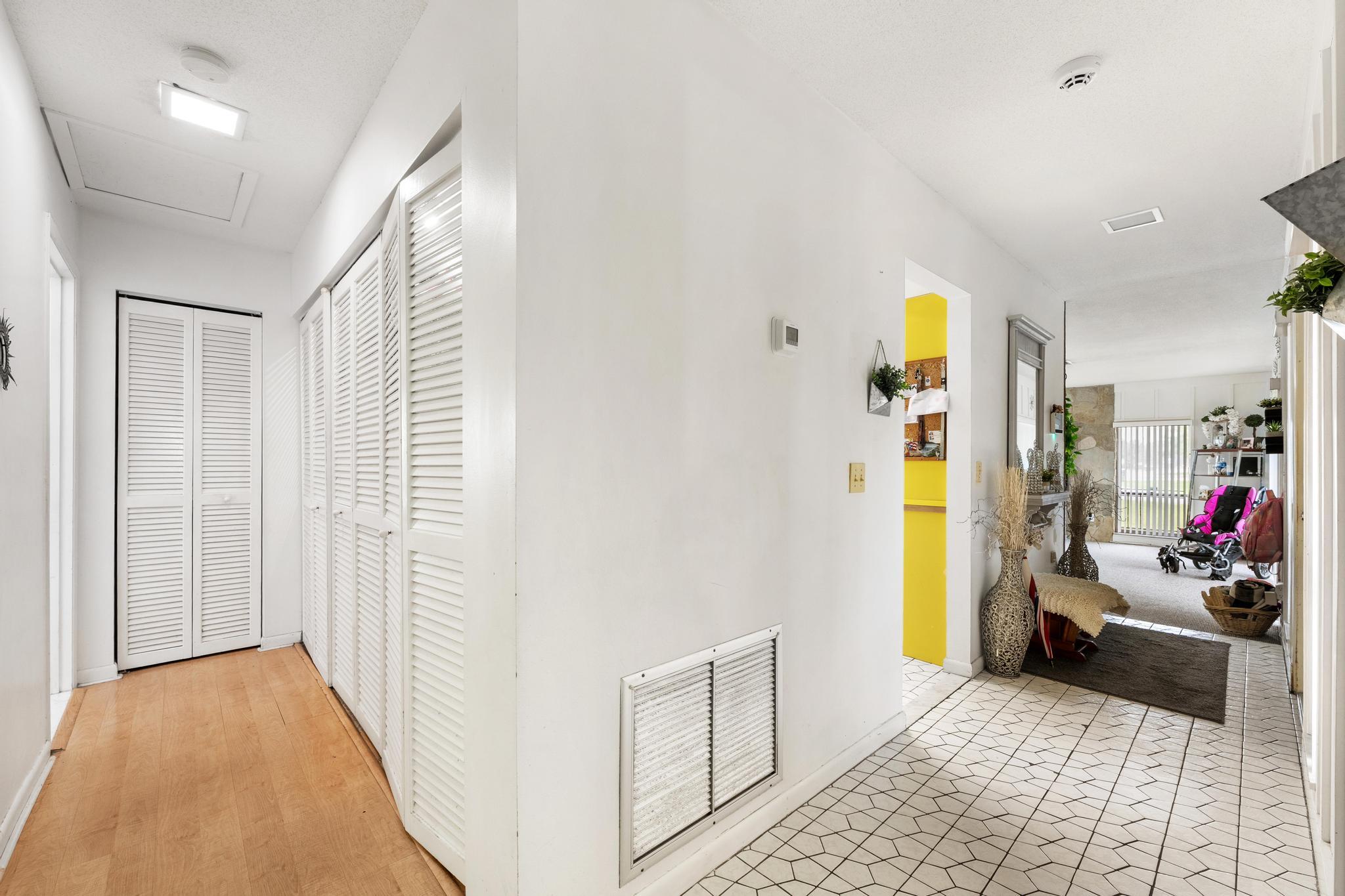 PLANTATION VILLAGE UNREC ON AM-8 - Residential Income