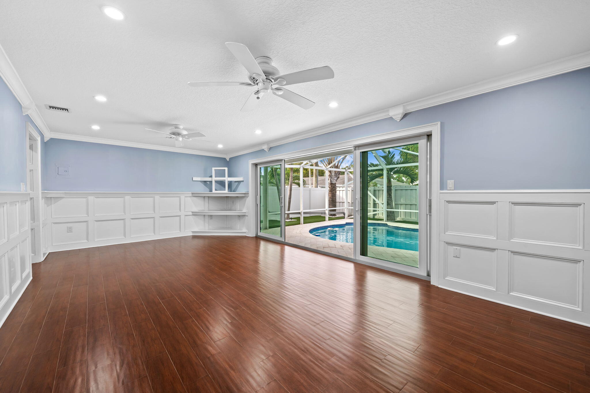 CORAL HIGHLANDS - Residential