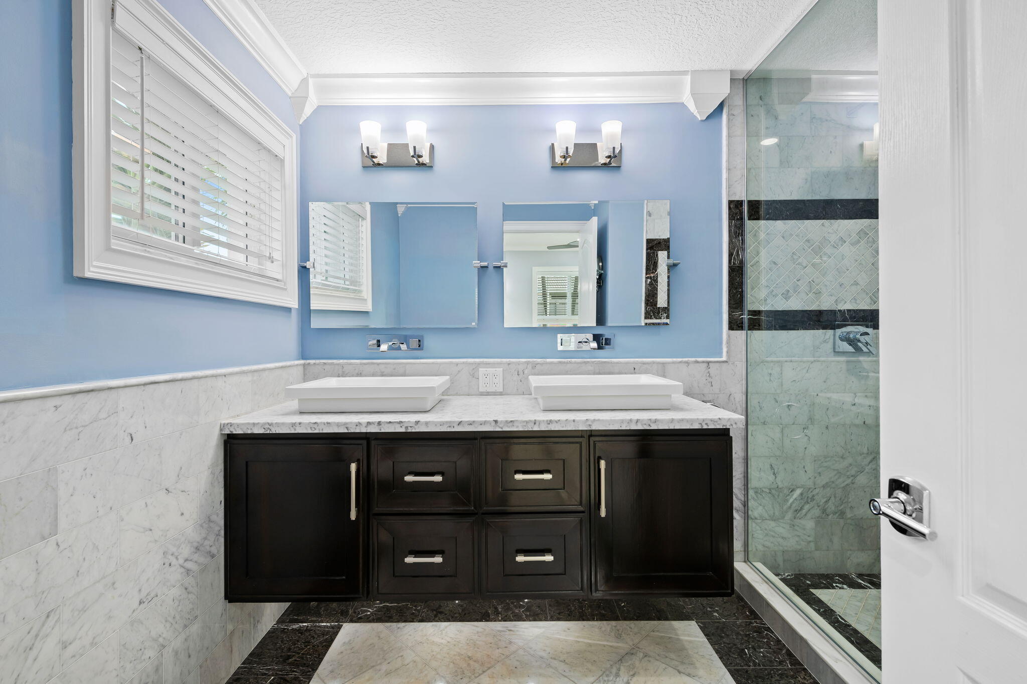 CORAL HIGHLANDS - Residential