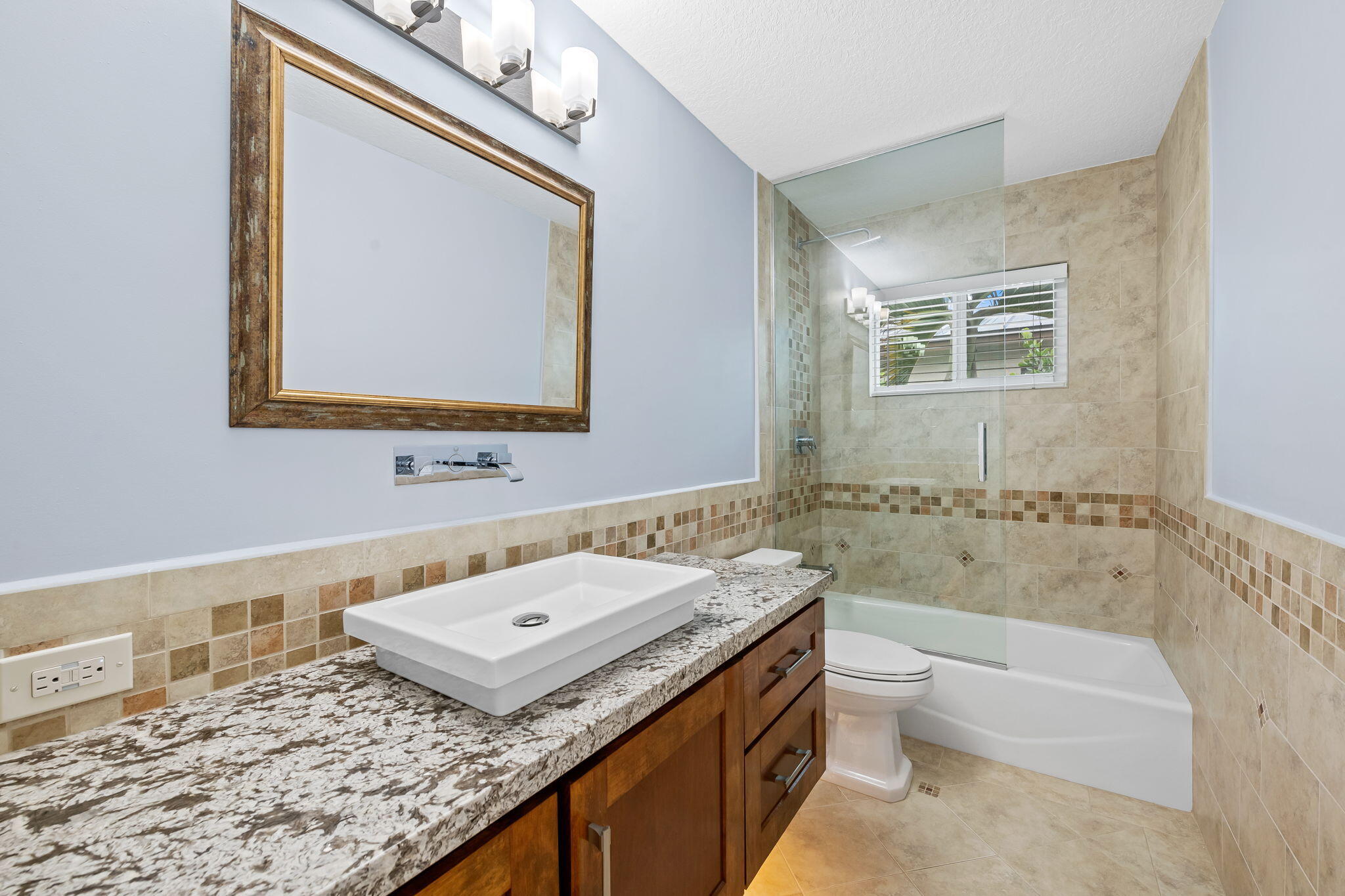 CORAL HIGHLANDS - Residential