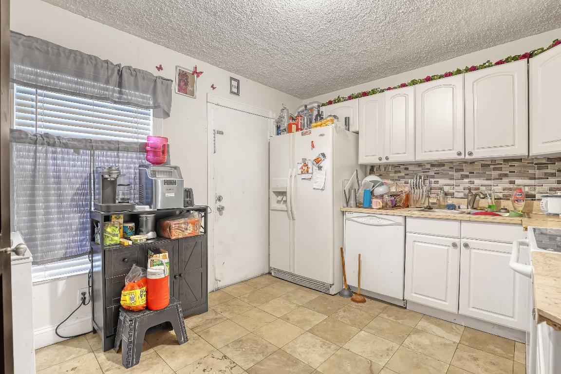 CROSS CREEK CONDO - Residential