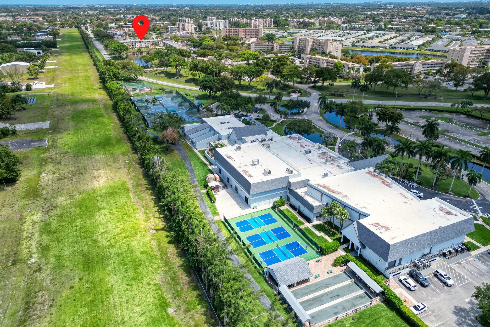 HUNTINGTON LAKES - Residential