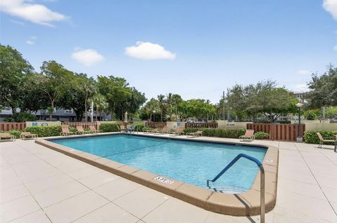 Tiny photo for 10777 W Sample Road #1212, Coral Springs, FL 33065 (MLS # B26016636)