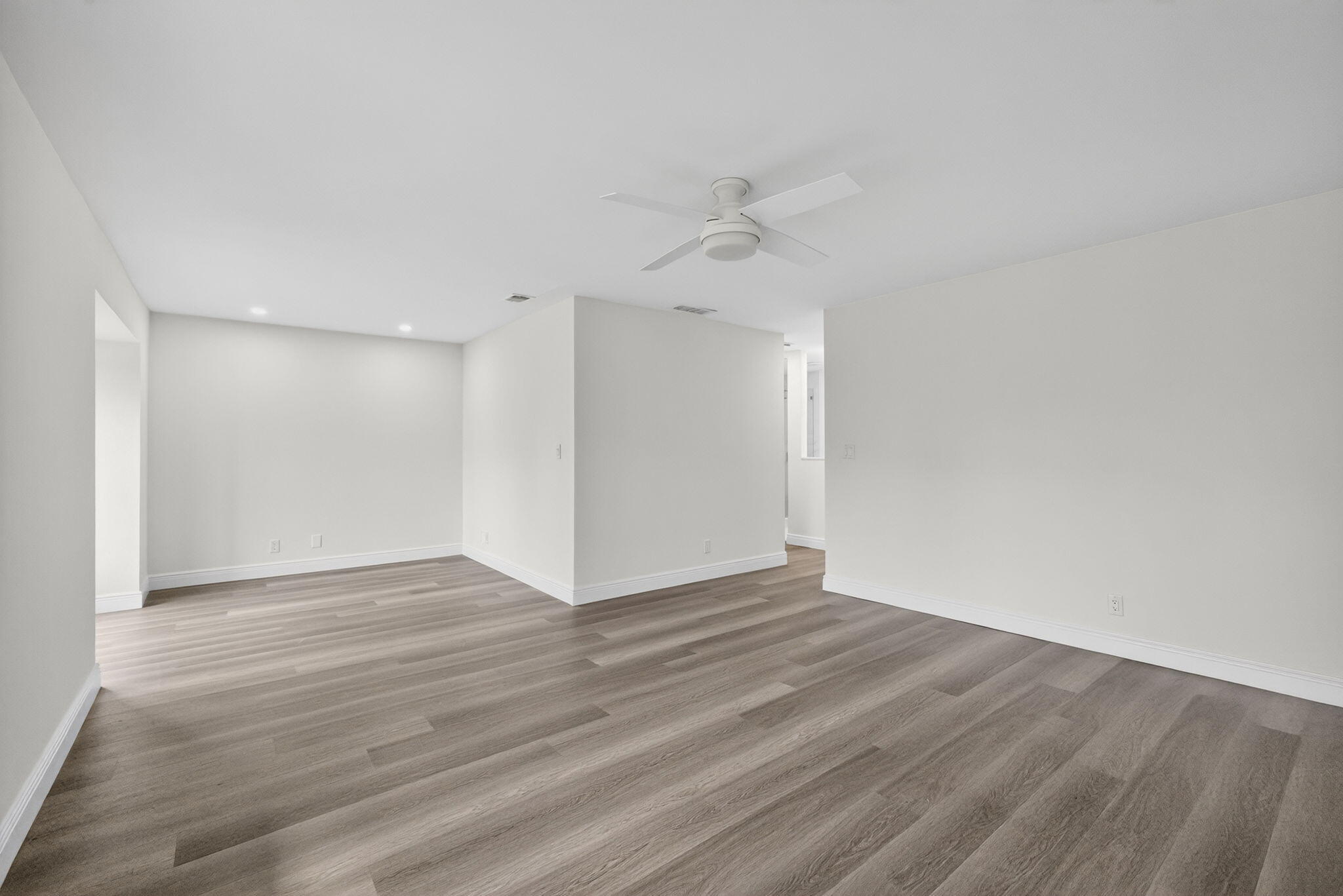 JUPITER DUNES CONDO - Residential