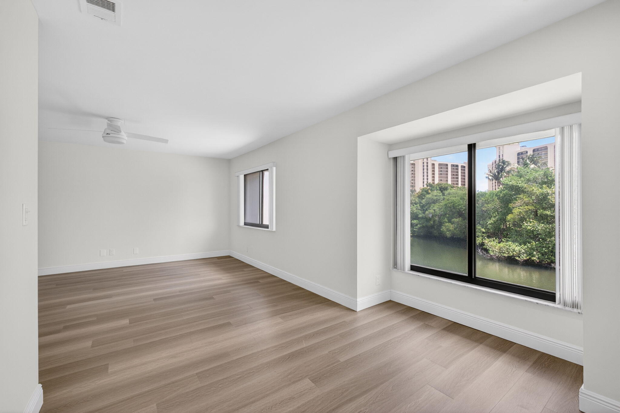 JUPITER DUNES CONDO - Residential
