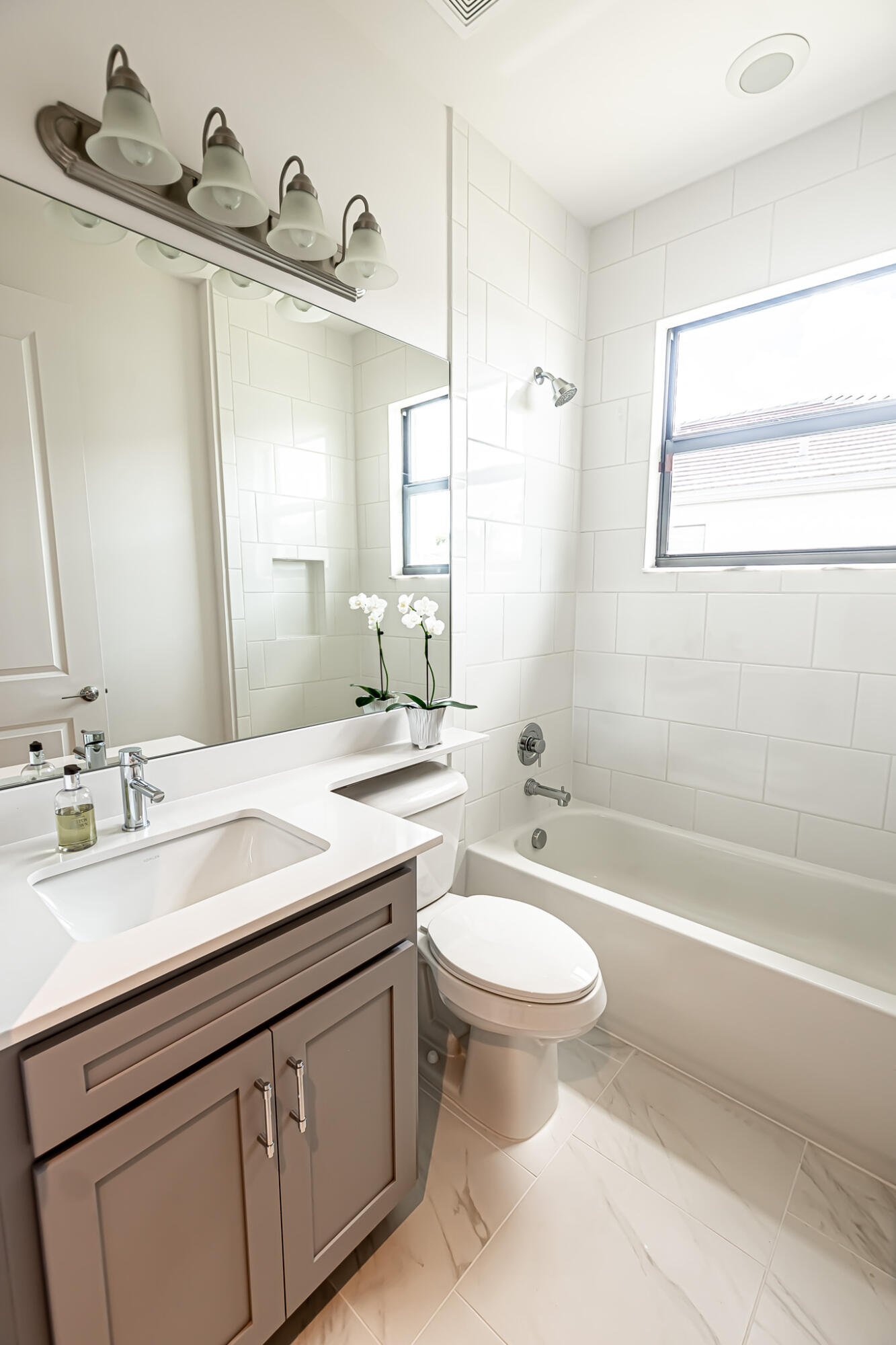 RIVERLAND, VALENCIA WALK - Residential