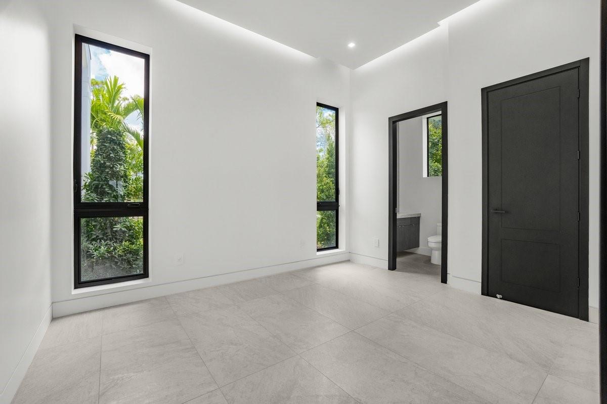 PINE TREE ESTATES - Residential