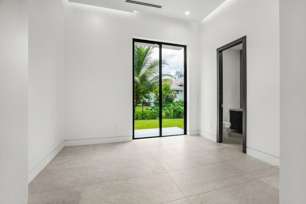 PINE TREE ESTATES - Residential