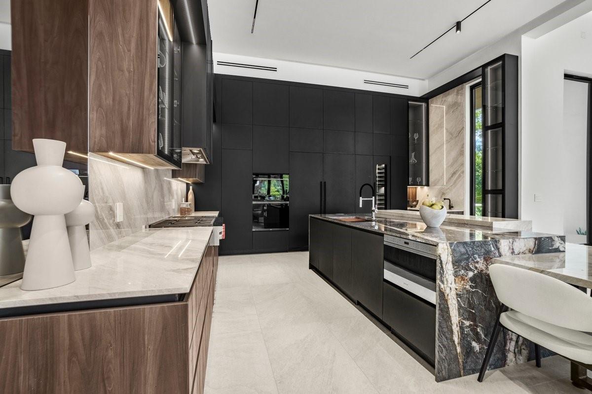 PINE TREE ESTATES - Residential