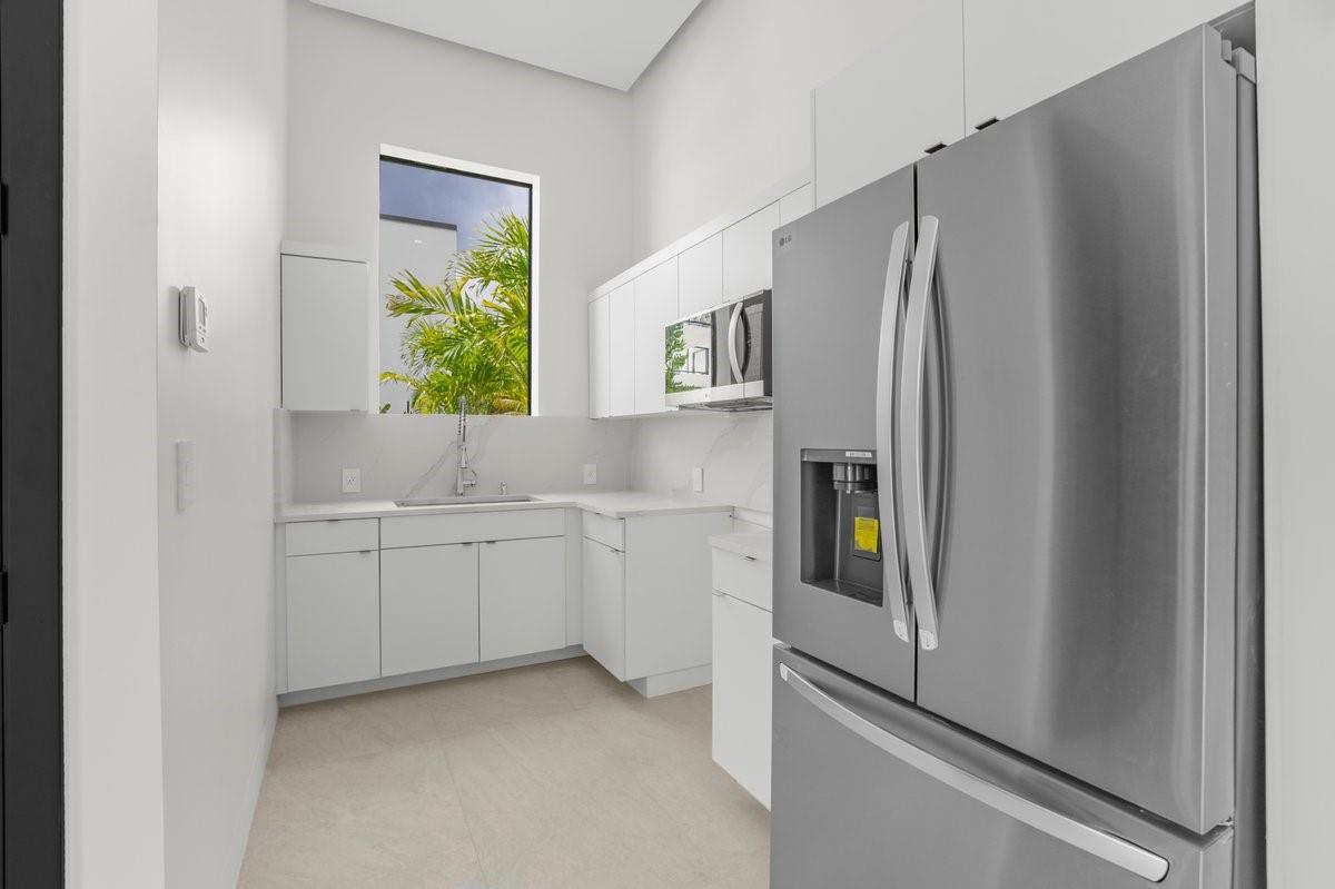 PINE TREE ESTATES - Residential