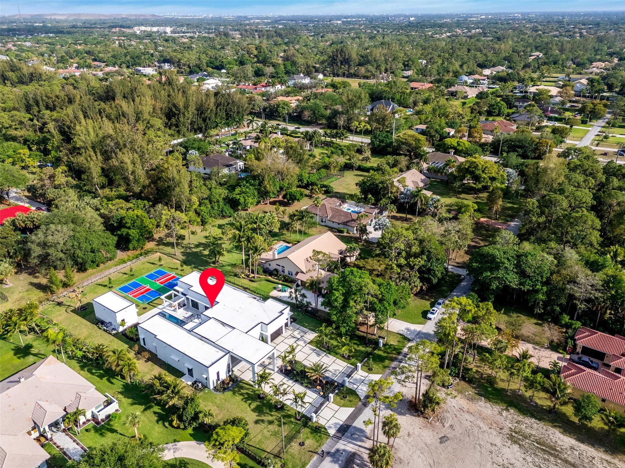 PINE TREE ESTATES - Residential