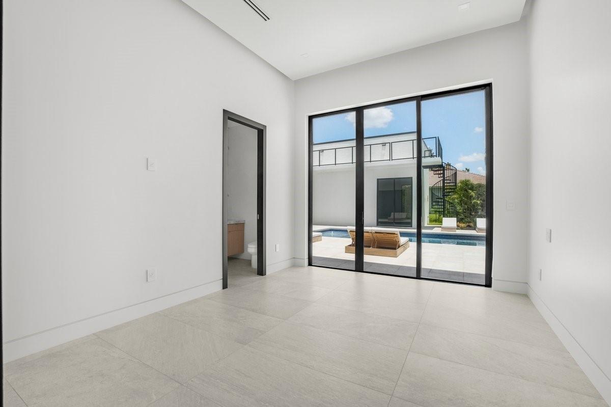 PINE TREE ESTATES - Residential