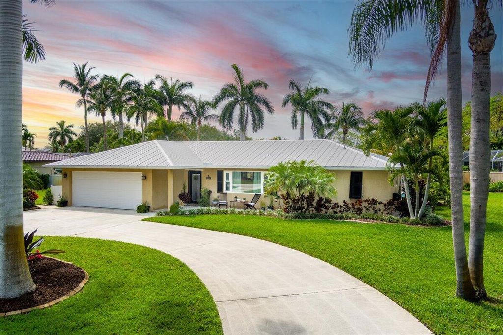 Photo of 2653 NW South Shore Road, Stuart, FL 34994 (MLS # R10987772)