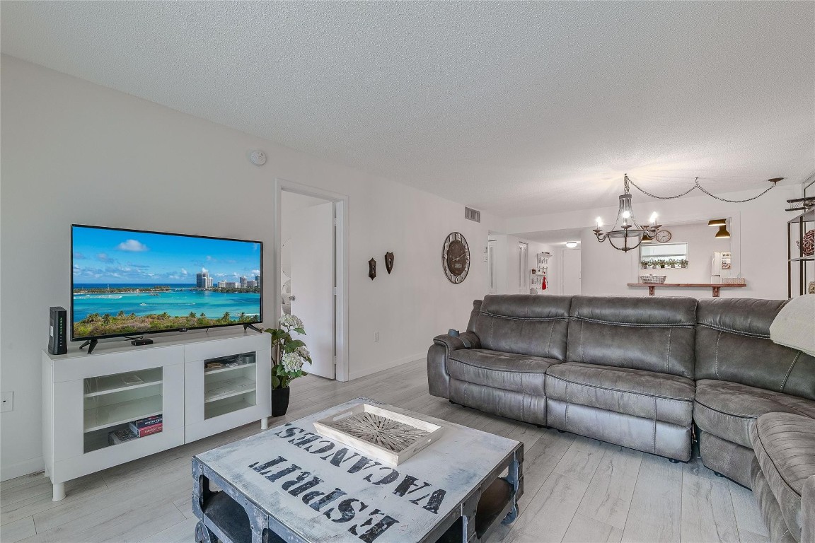 3920 Inverrary Boulevard 404-C