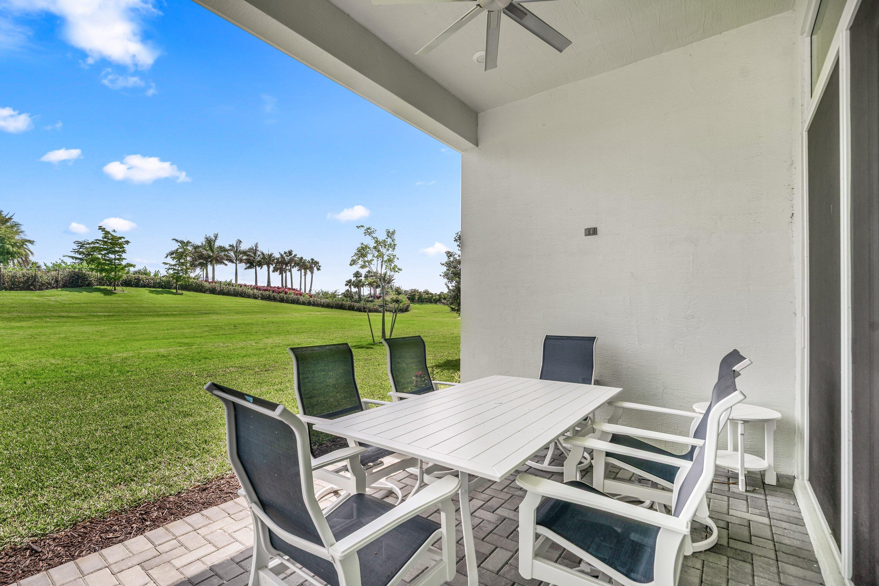 CRESSWIND PALM BEACH - Residential