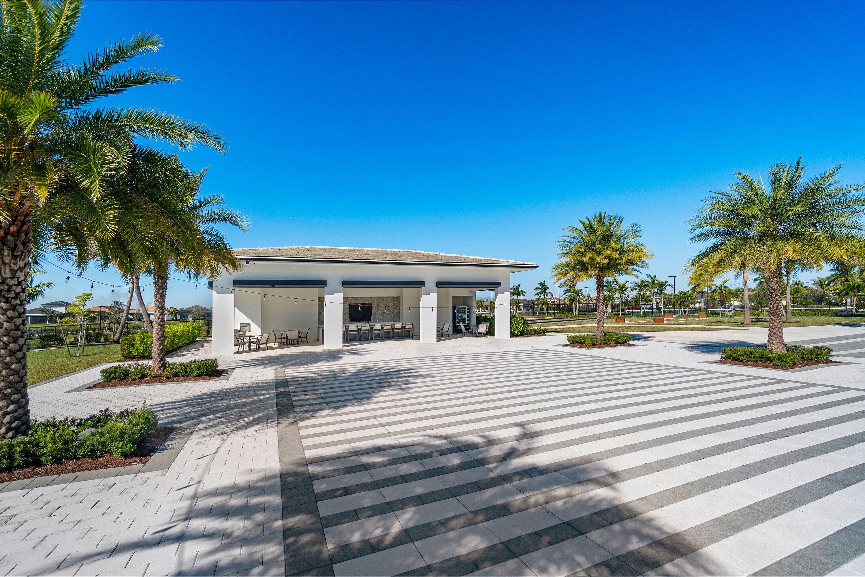 CRESSWIND PALM BEACH - Residential