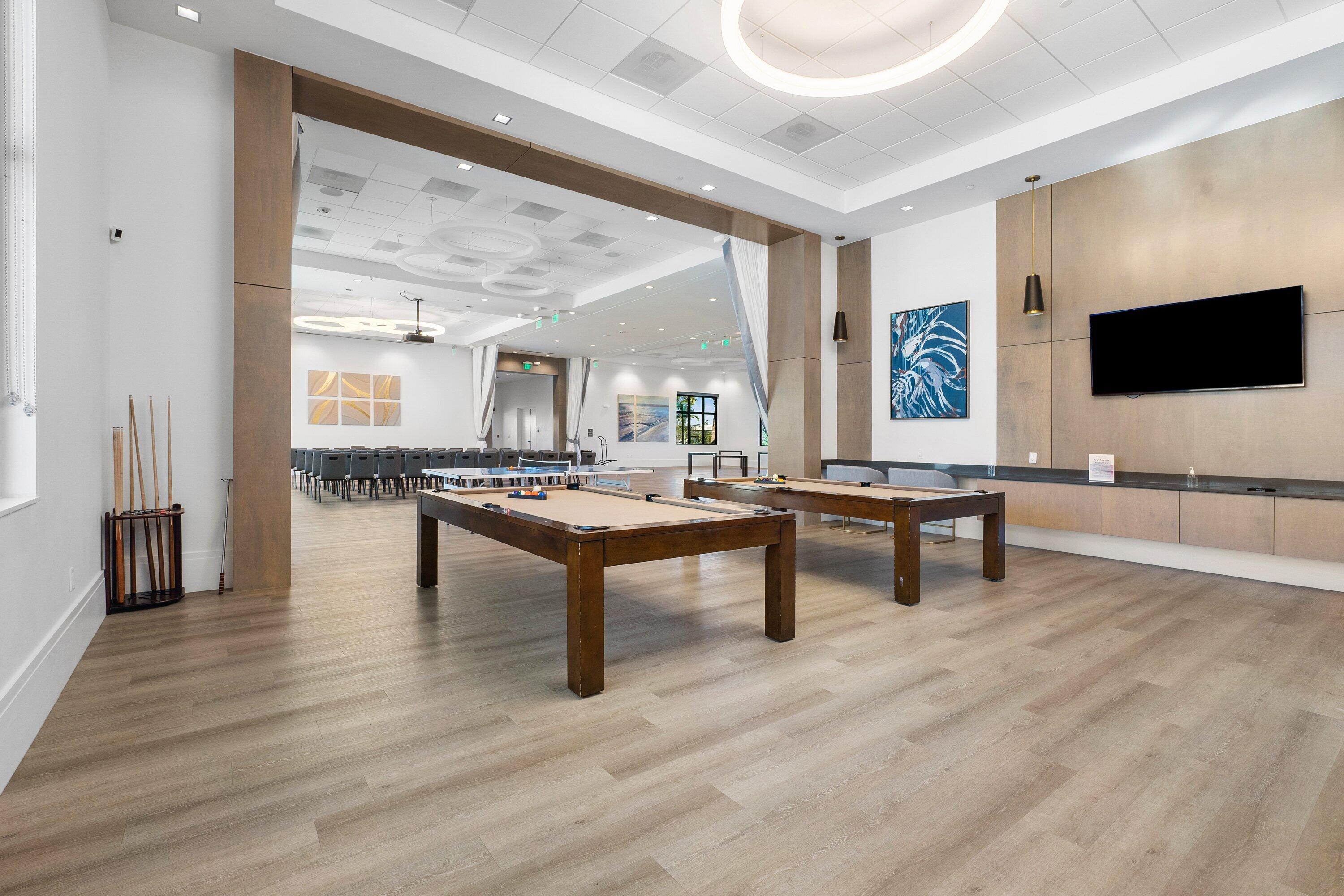 CRESSWIND PALM BEACH - Residential