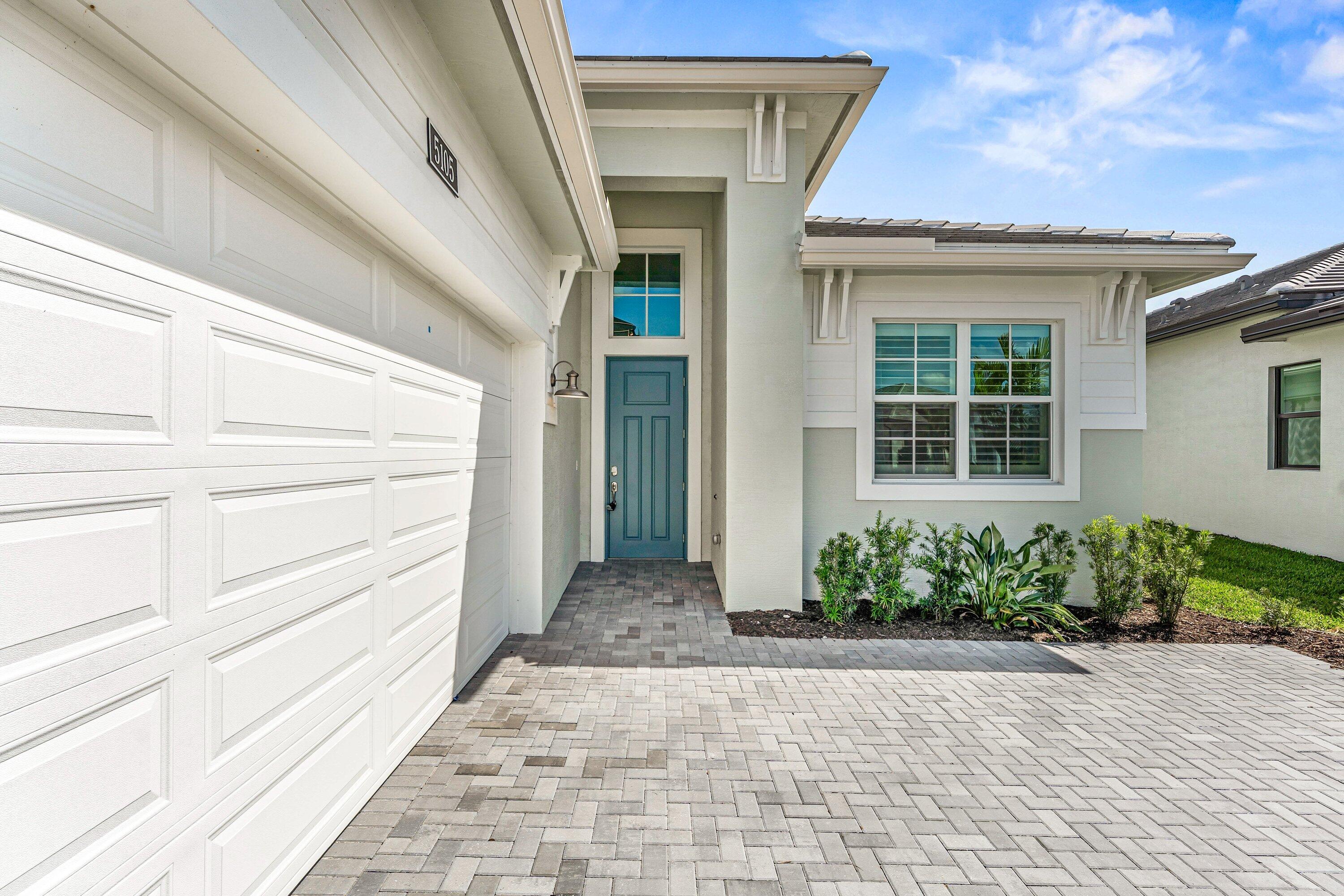 CRESSWIND PALM BEACH - Residential