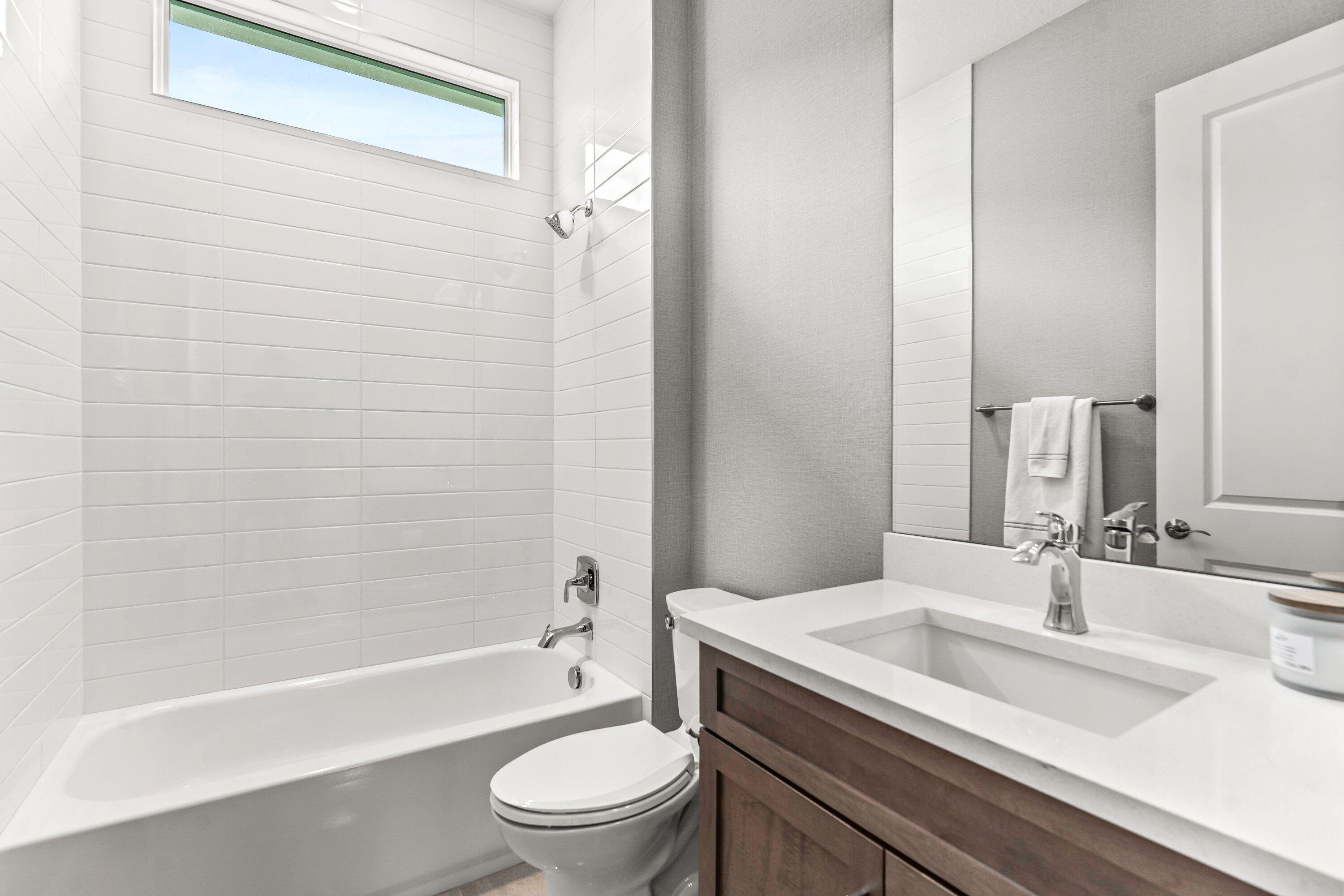 CRESSWIND PALM BEACH - Residential