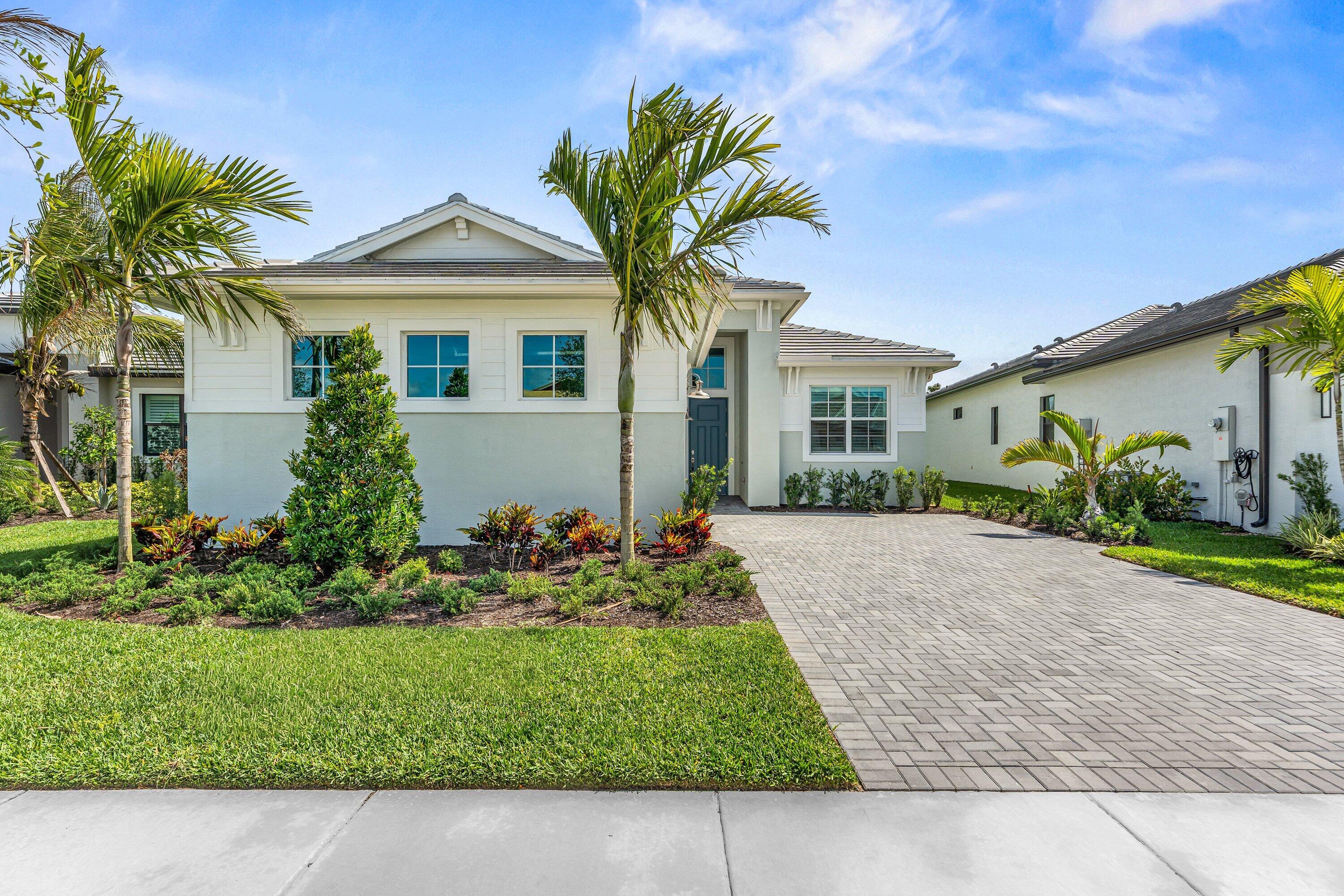 CRESSWIND PALM BEACH - Residential