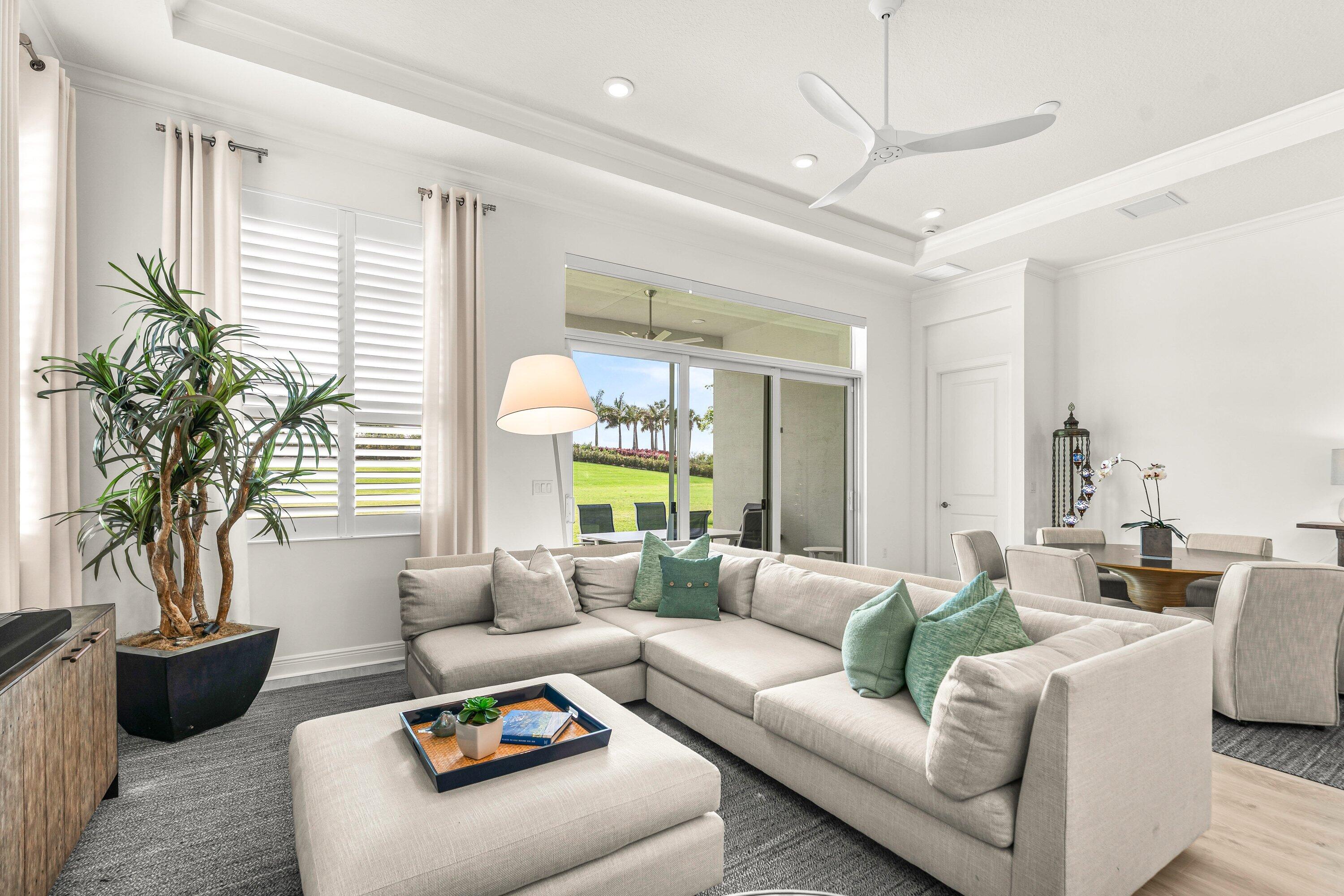 CRESSWIND PALM BEACH - Residential