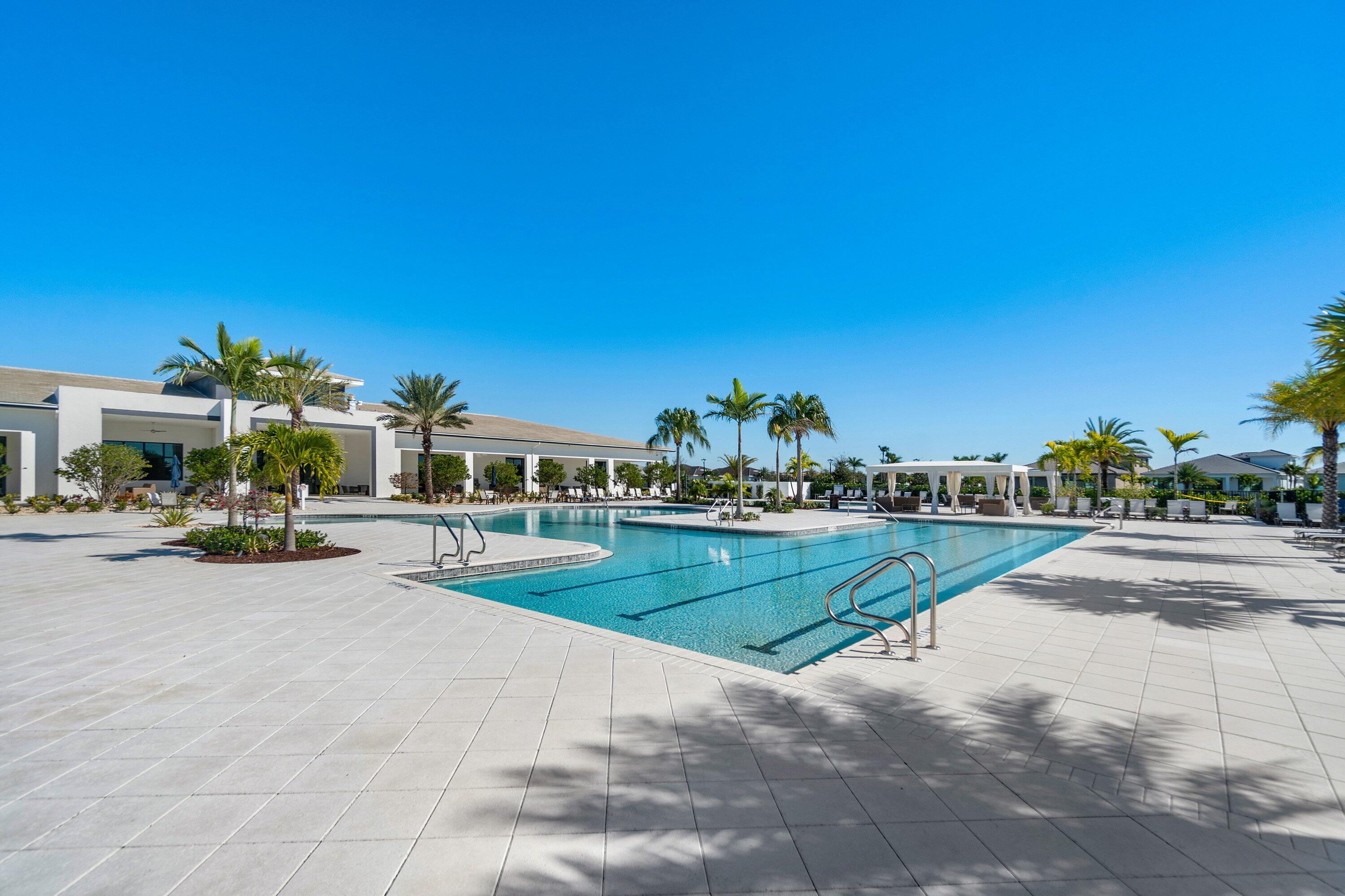 CRESSWIND PALM BEACH - Residential