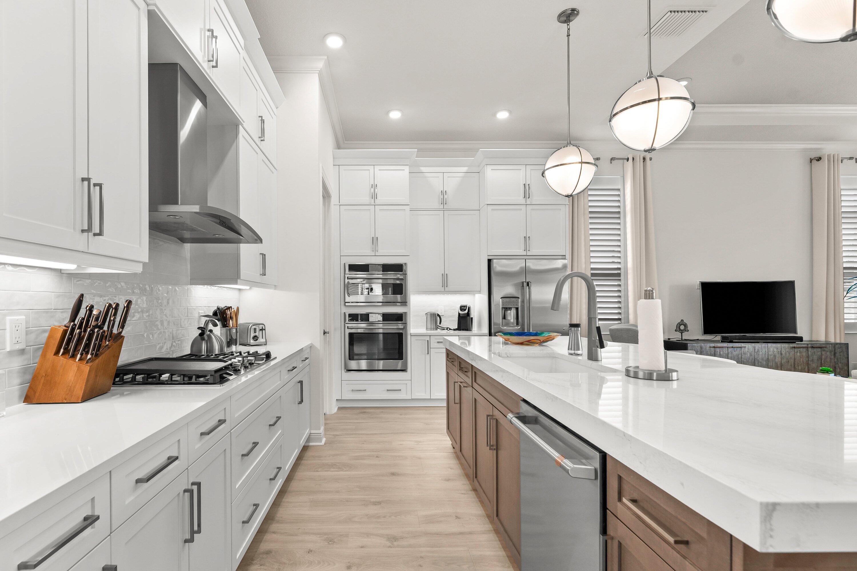 CRESSWIND PALM BEACH - Residential