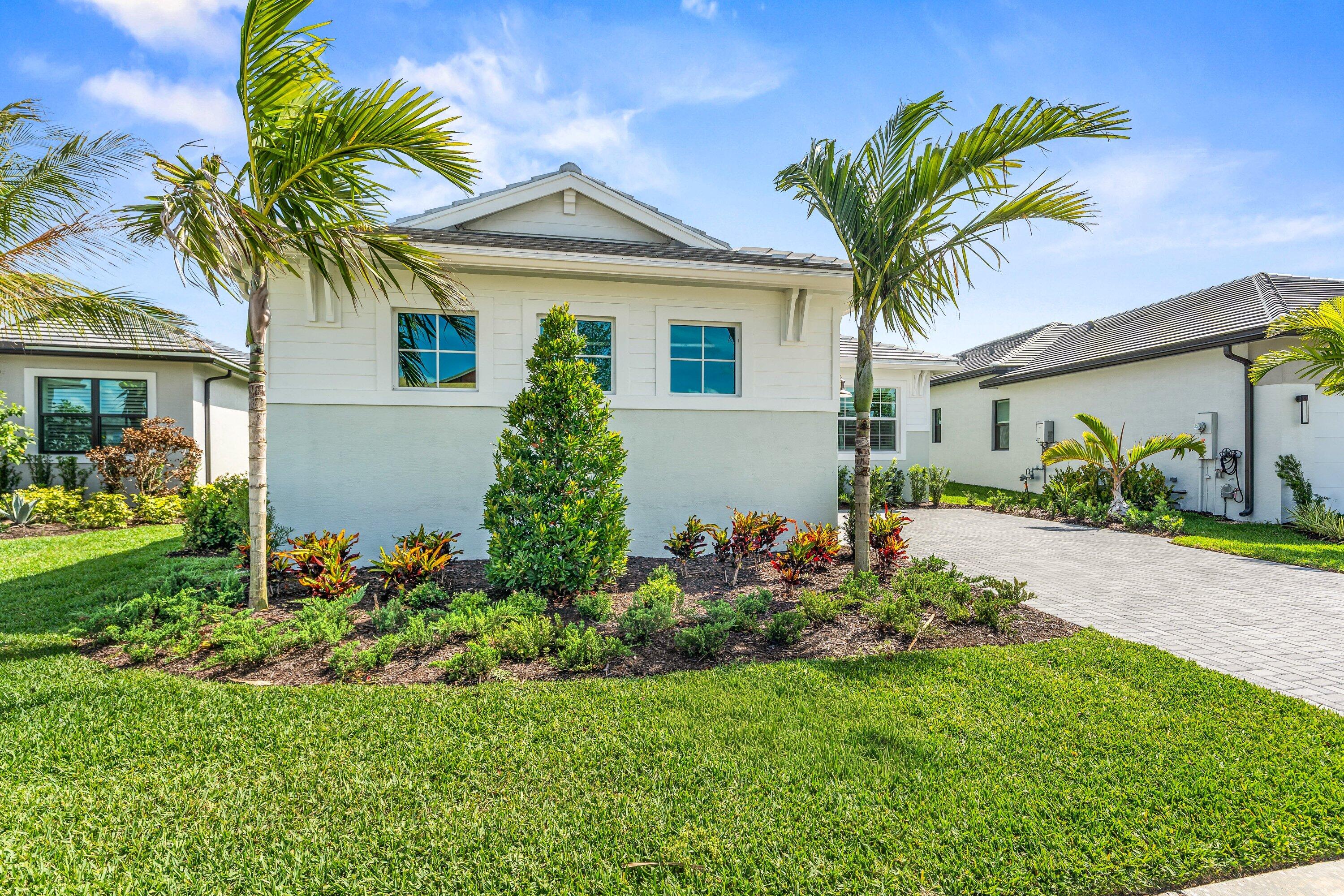 CRESSWIND PALM BEACH - Residential