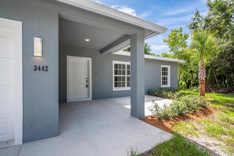 A home in Okeechobee