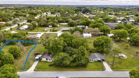 A home in Okeechobee