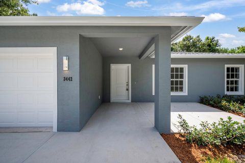 A home in Okeechobee