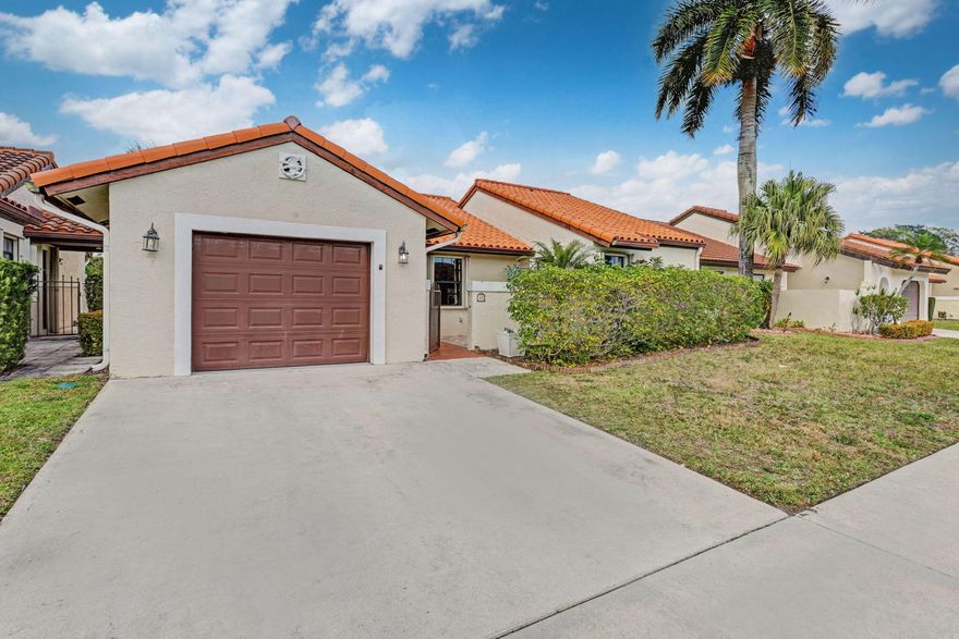 Welcome to this beautiful 3-bedroom, 2-bath residence located in the highly desirable resort-style community of Independence Bay in Deerfield Beach.
This home was thoughtfully upgraded approximately 5 years ago and features a modern kitchen with quartz countertops, updated cabinetry, stainless steel appliances, and accordion shutters for added convenience and peace of mind. The bathrooms were also fully renovated, complemented by upgraded tile flooring throughout the home. This home has a bonus air-conditioned room, perfect for a home office, gym, or flex space.
Step outside to your spacious screened-in patio overlooking the lake, ideal for morning coffee or evening unwinding. The HOA includes access to the clubhouse, 5 heated pools, a fully equipped fitness center, tennis courts, basketball, lawn care, and more. This is a Pet-friendly community.