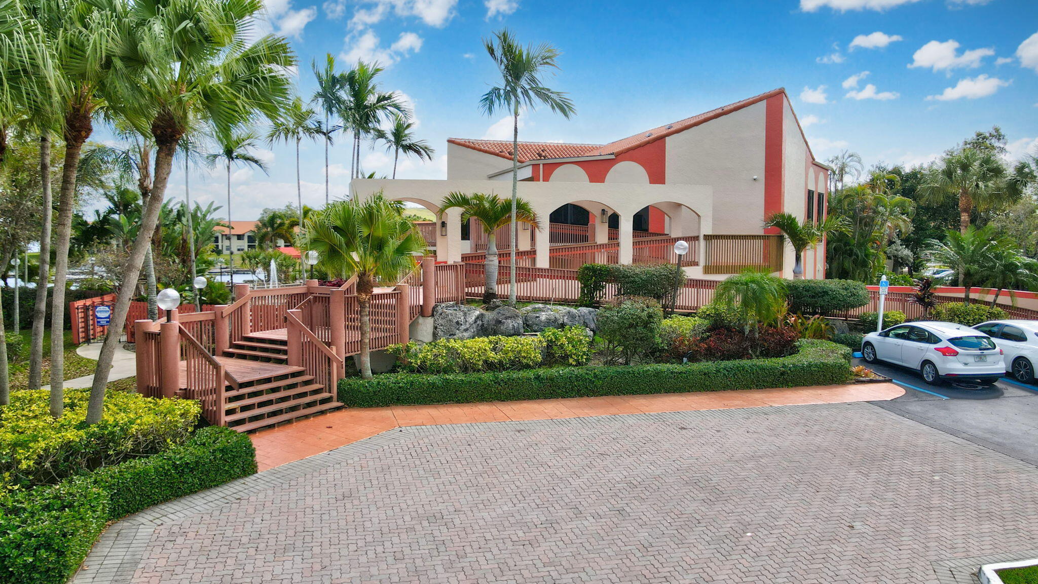 ANGLO-AMERICAN PLAT ONE - Residential