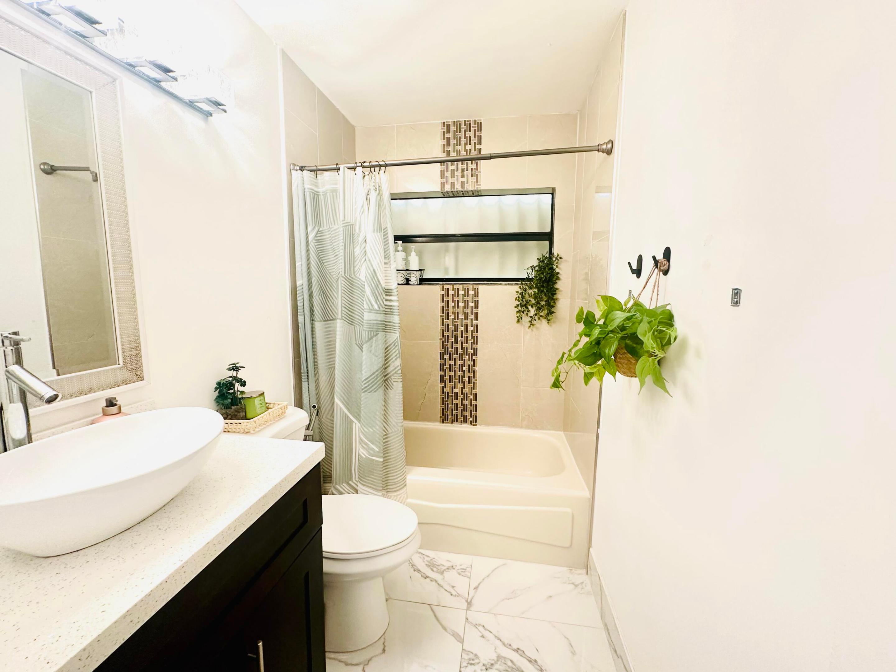 ANGLO-AMERICAN PLAT ONE - Residential