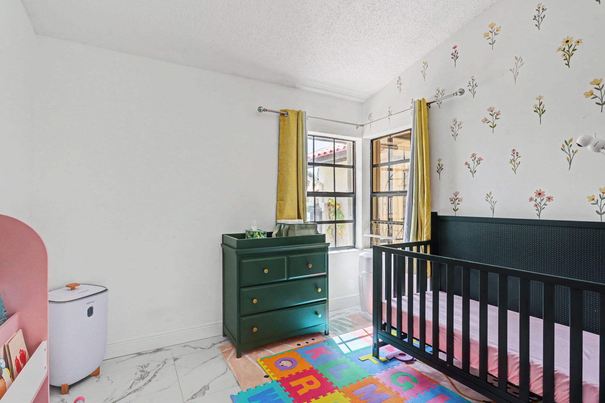 ANGLO-AMERICAN PLAT ONE - Residential