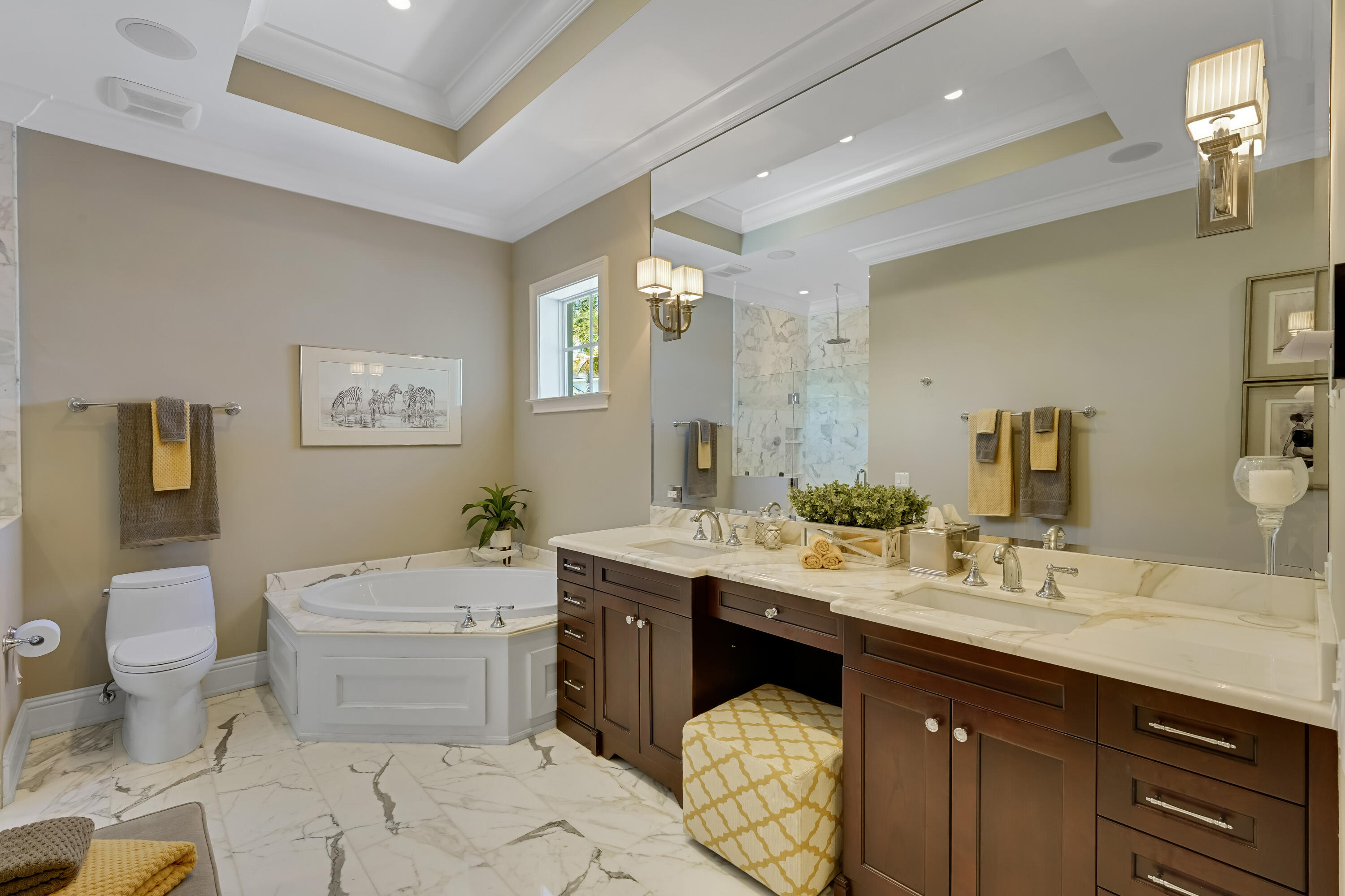 TROPIC ISLE 2ND SEC - Residential